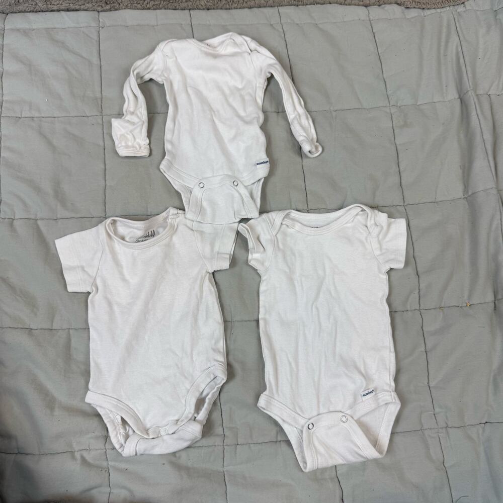 Lot 3 White Bodysuits Onesies Baby Girl Boy 0-3 Months 1-2 H&M Long Short Sleeve